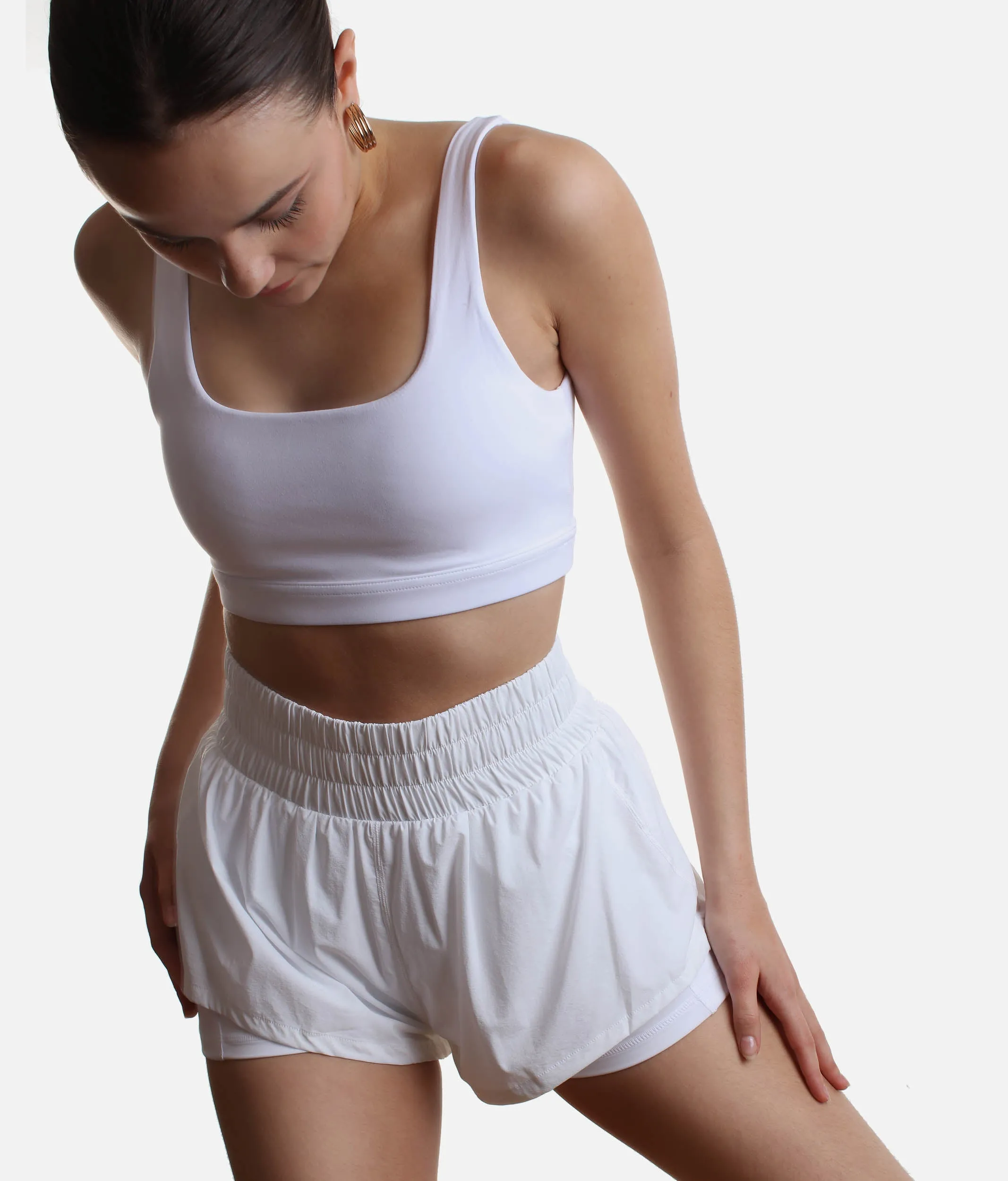 High Waisted Supershort - White Perfection for Any Activity