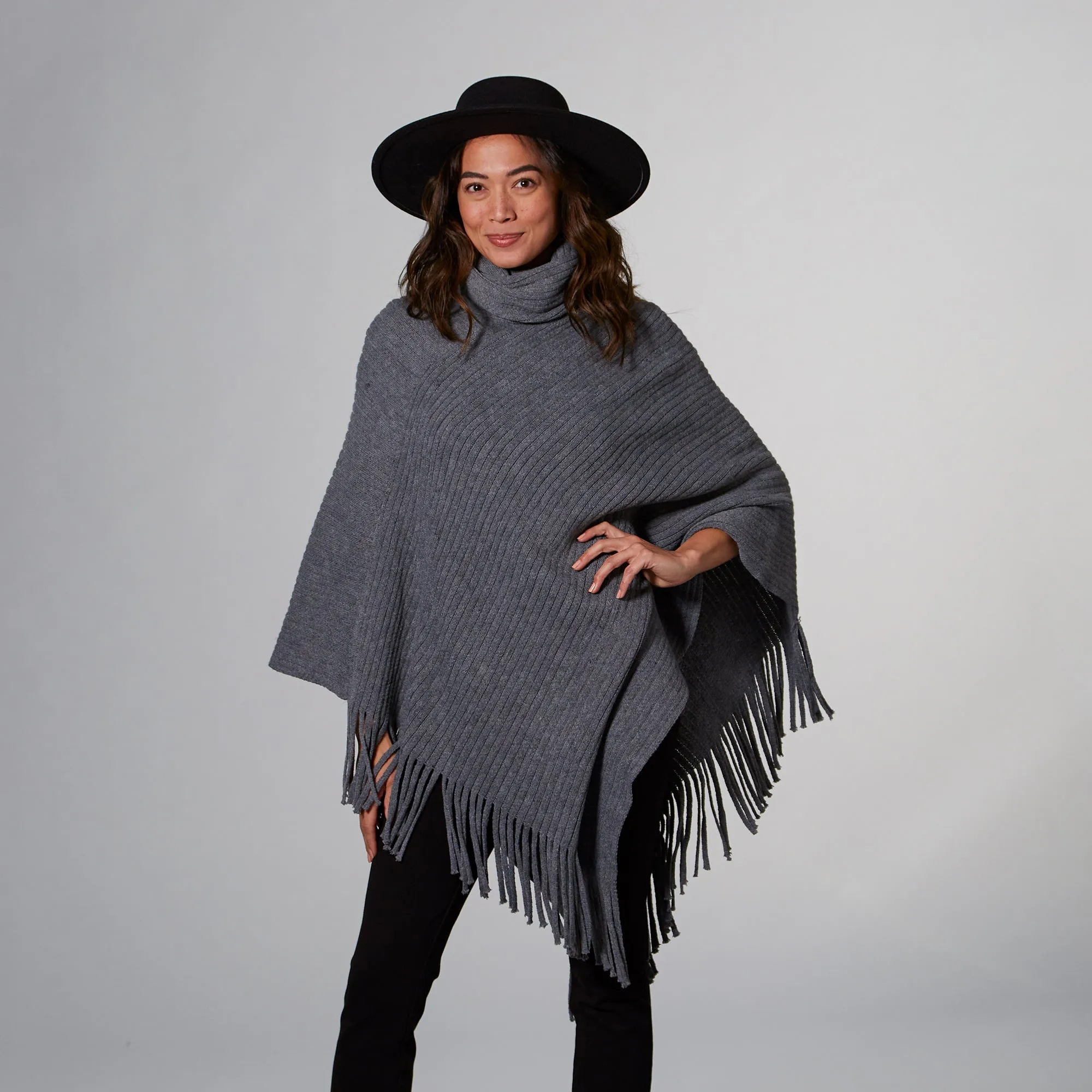 Riley Poncho - Gray